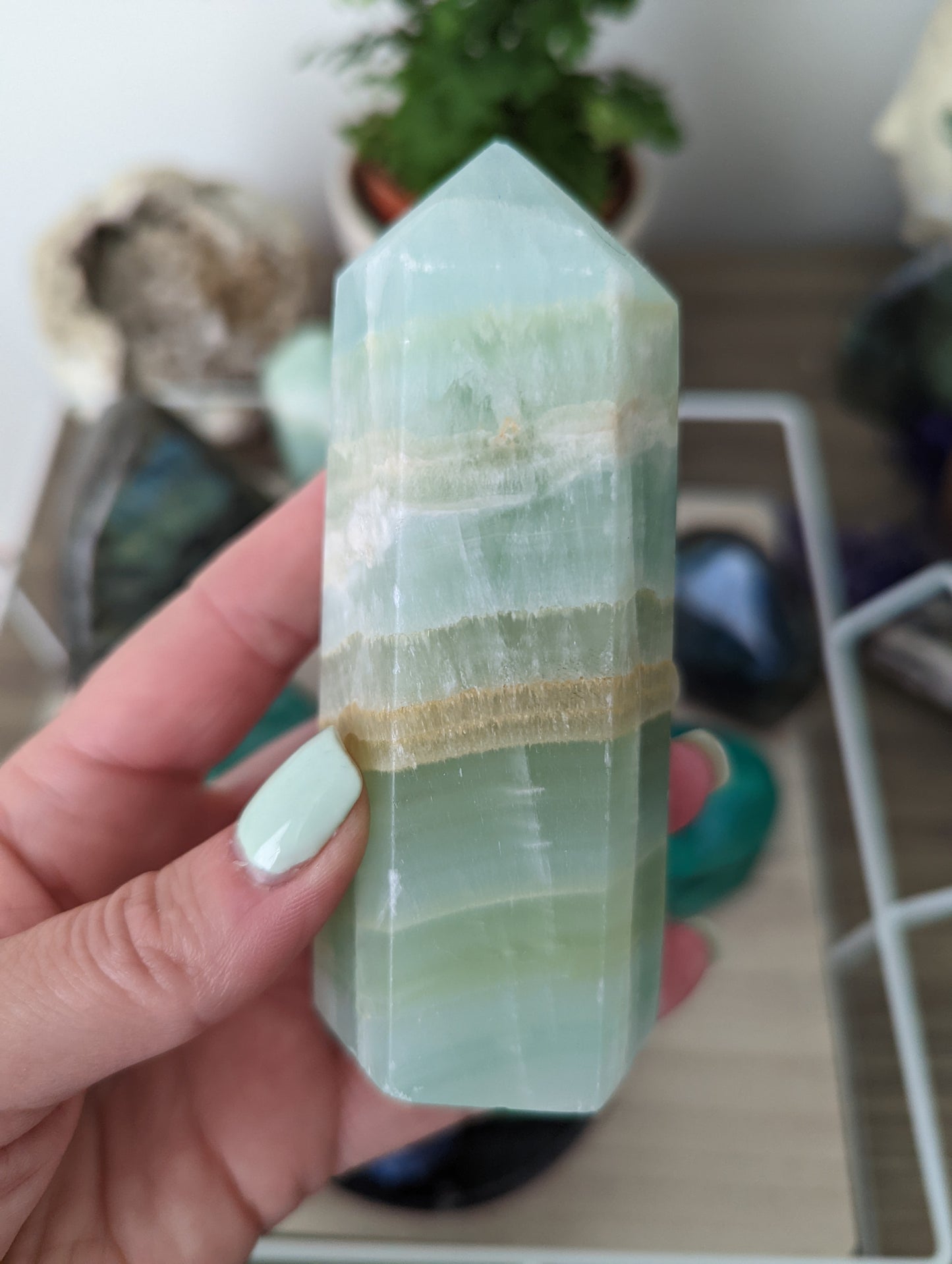 Carribean calcite obelisk