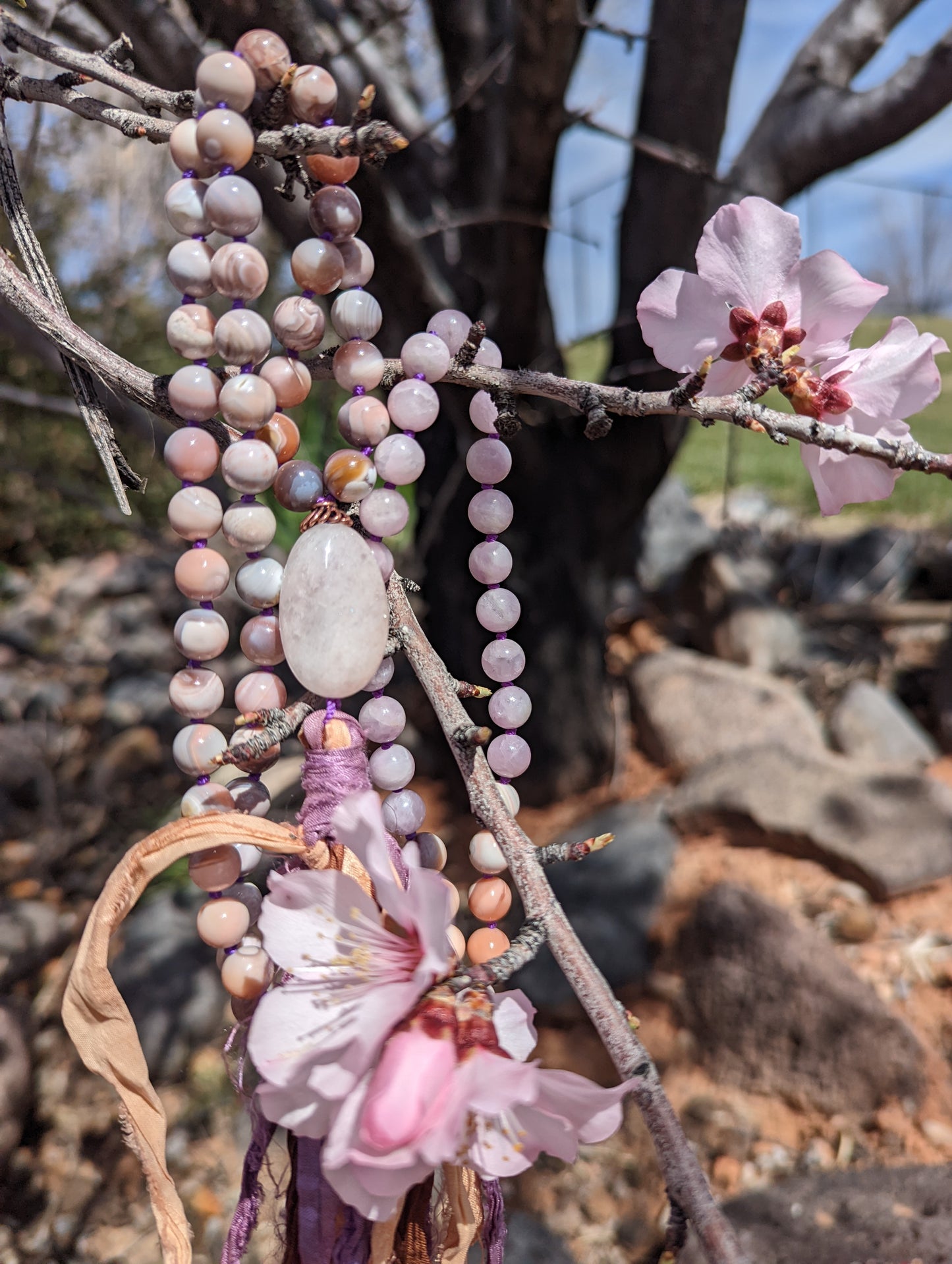 Botswana agate & Kunzite 88 mala