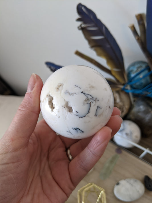 White dendrite agate sphere